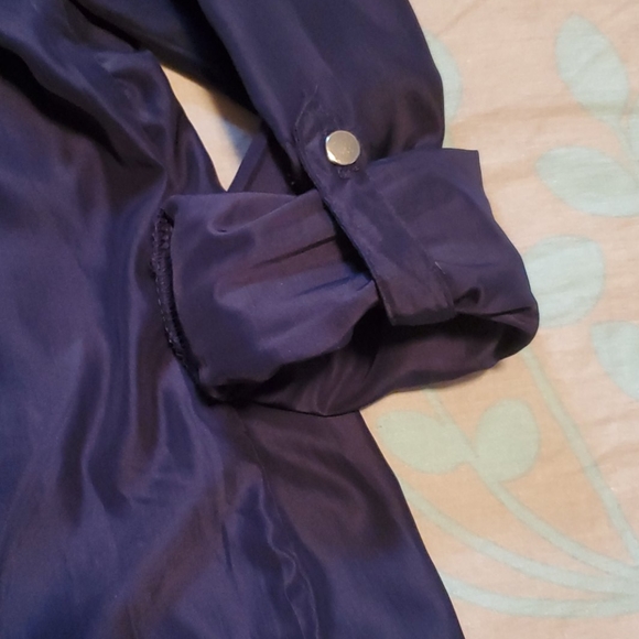 Satined blouse - Picture 4 of 4